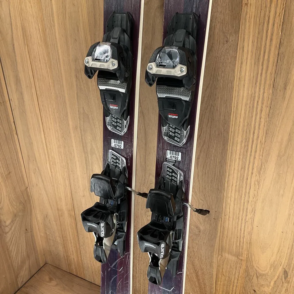 2022 Volkl Yumi 80 w/ Marker Squire 11