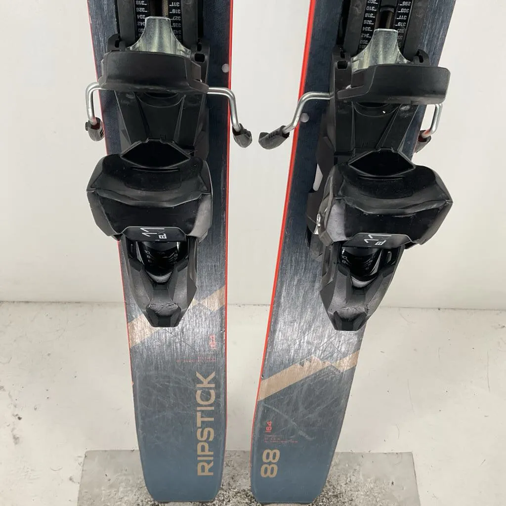 2023 Elan Ripstick 88 w/ Elan ELX 11 Demo Bindings