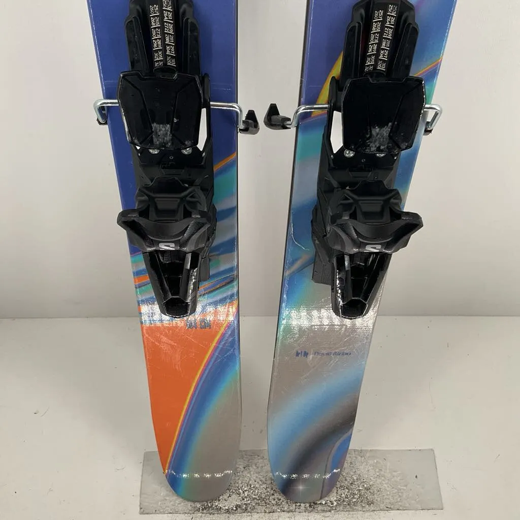 2024 Armada ARV 106 w/ Salomon Strive 13 Demo Bindings