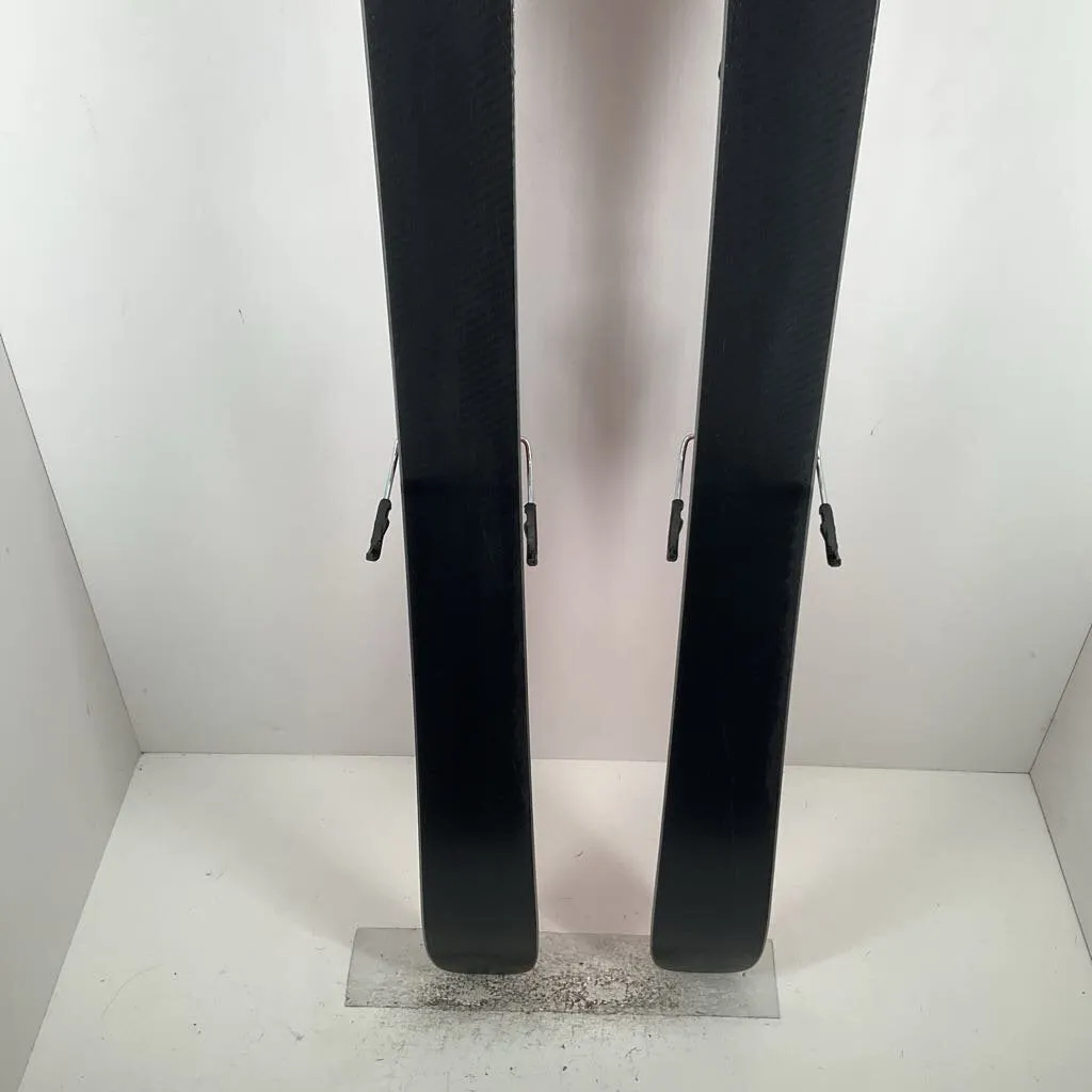 2024 Black Crows Camox Birdie w/ Salomon Strive 11 Demo Bindings