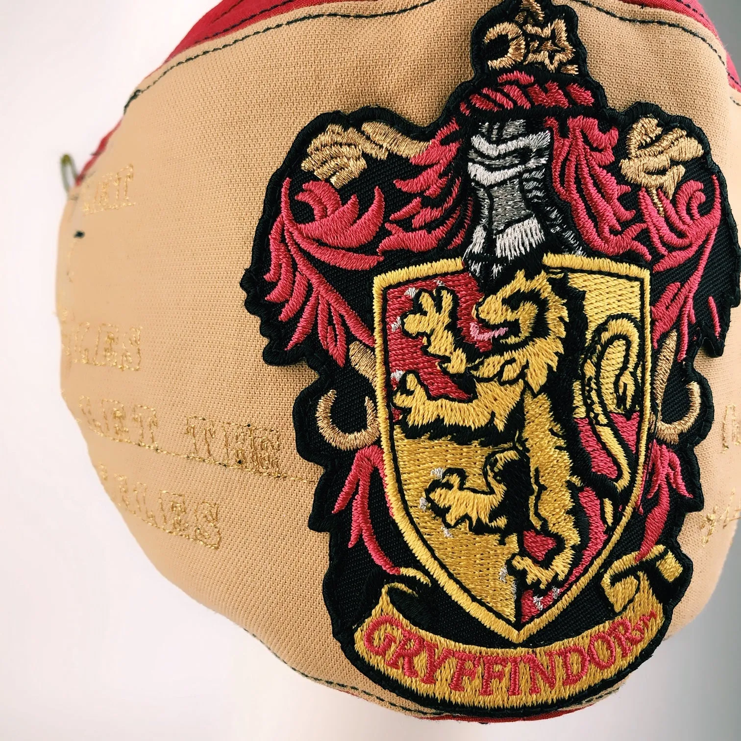 Mask 4 protect Harry Potter Gryffindor Face Mask L