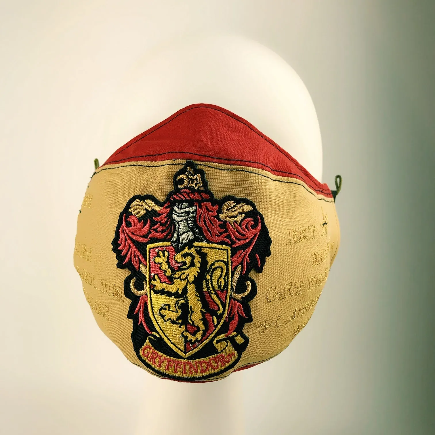Mask 4 protect Harry Potter Gryffindor Face Mask L