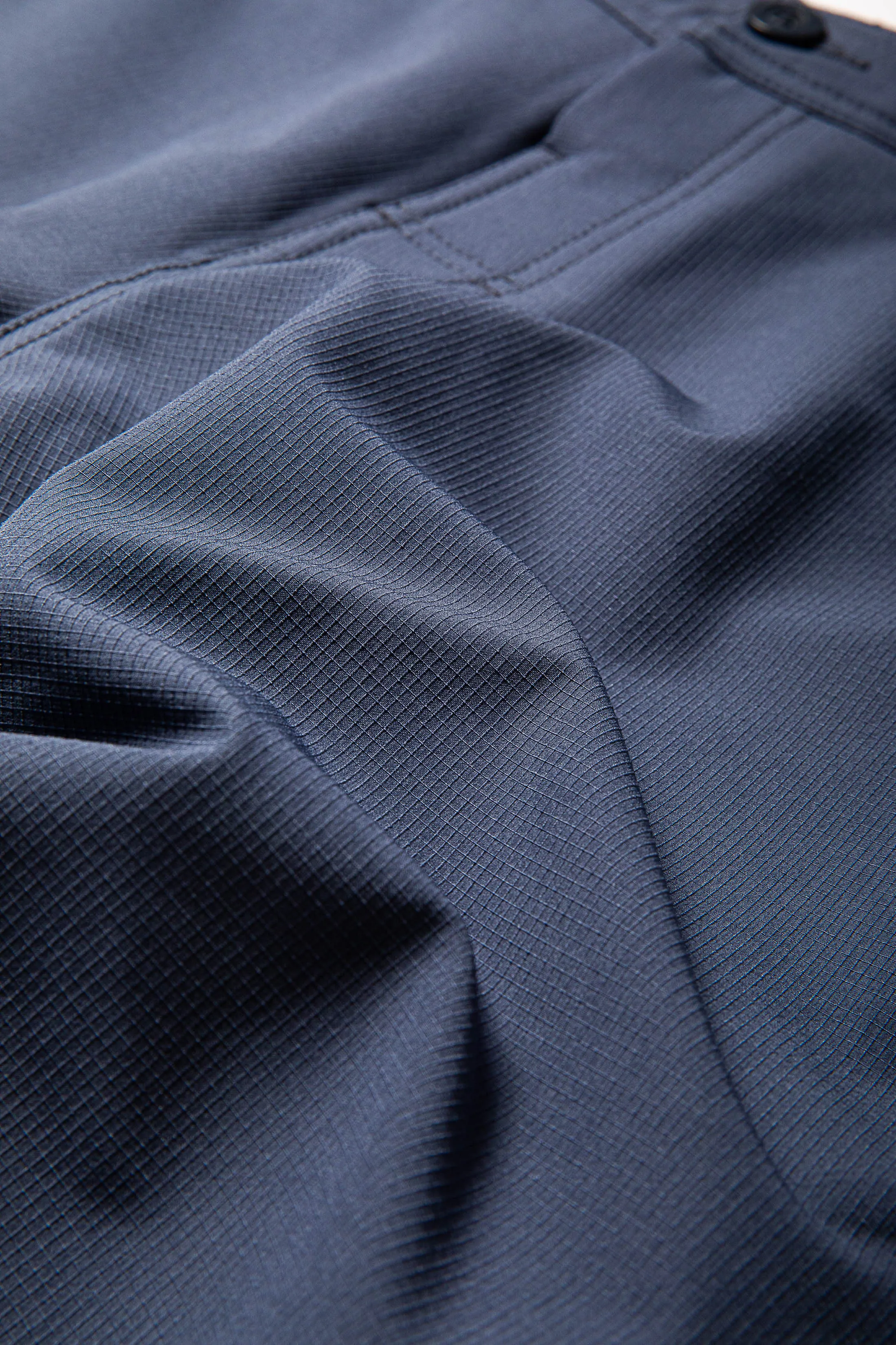 WANDERER HYBRID SHORT